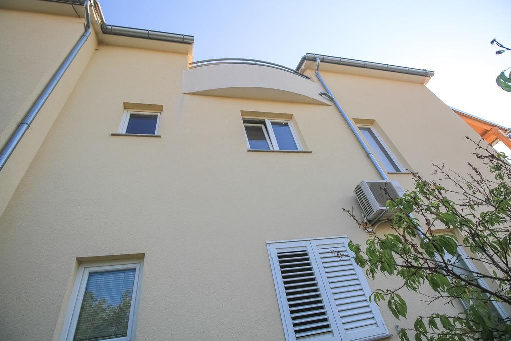 Apartment Ana Vodice Eksteriør bilde